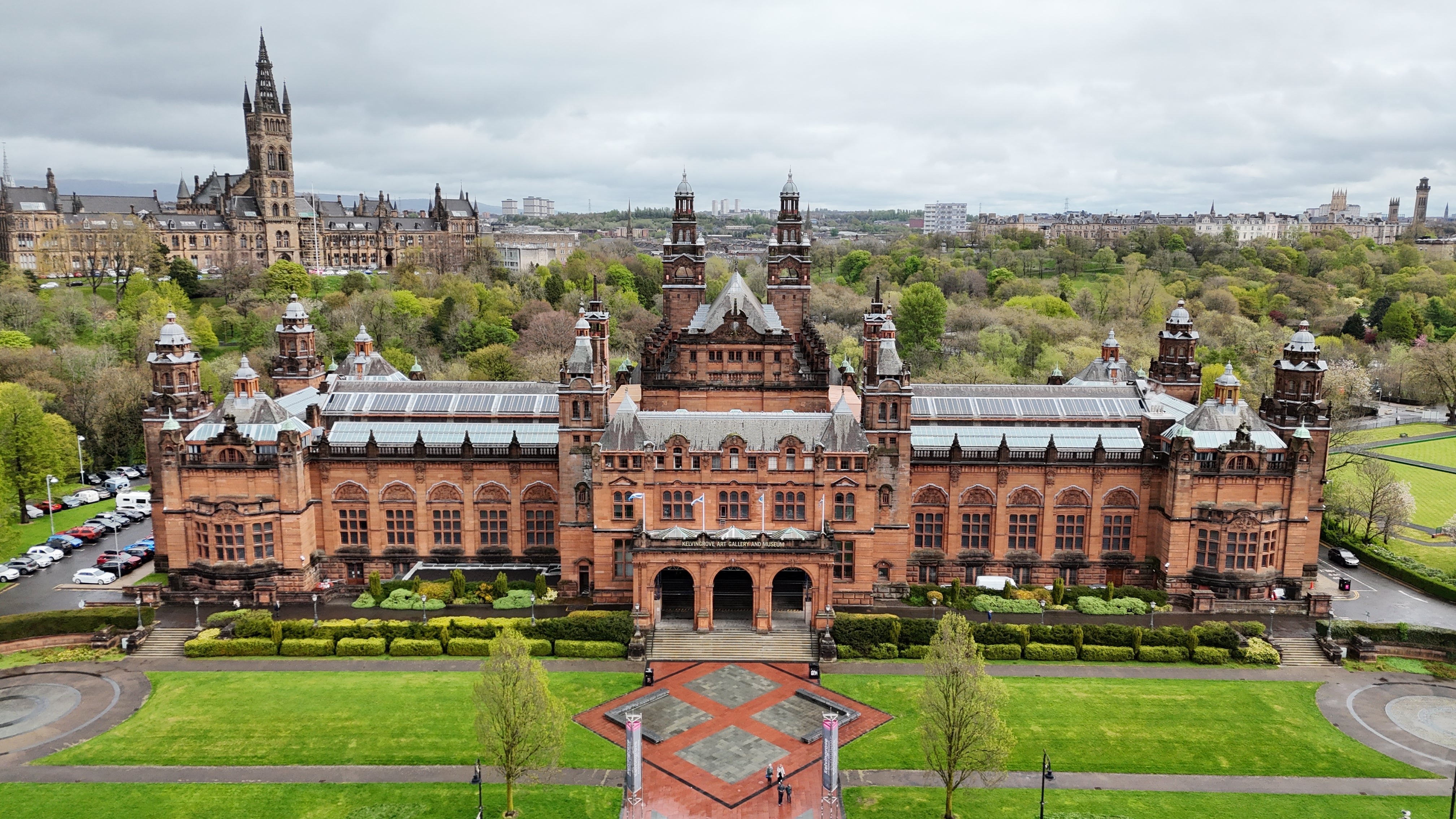 Kelvingrove Sanat Galerisi ve Müzesi