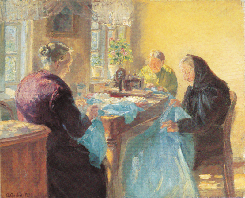 Üç yaşlı kadın, kostüm balosu için mavi bir elbise dikiyor. - Anna Ancher